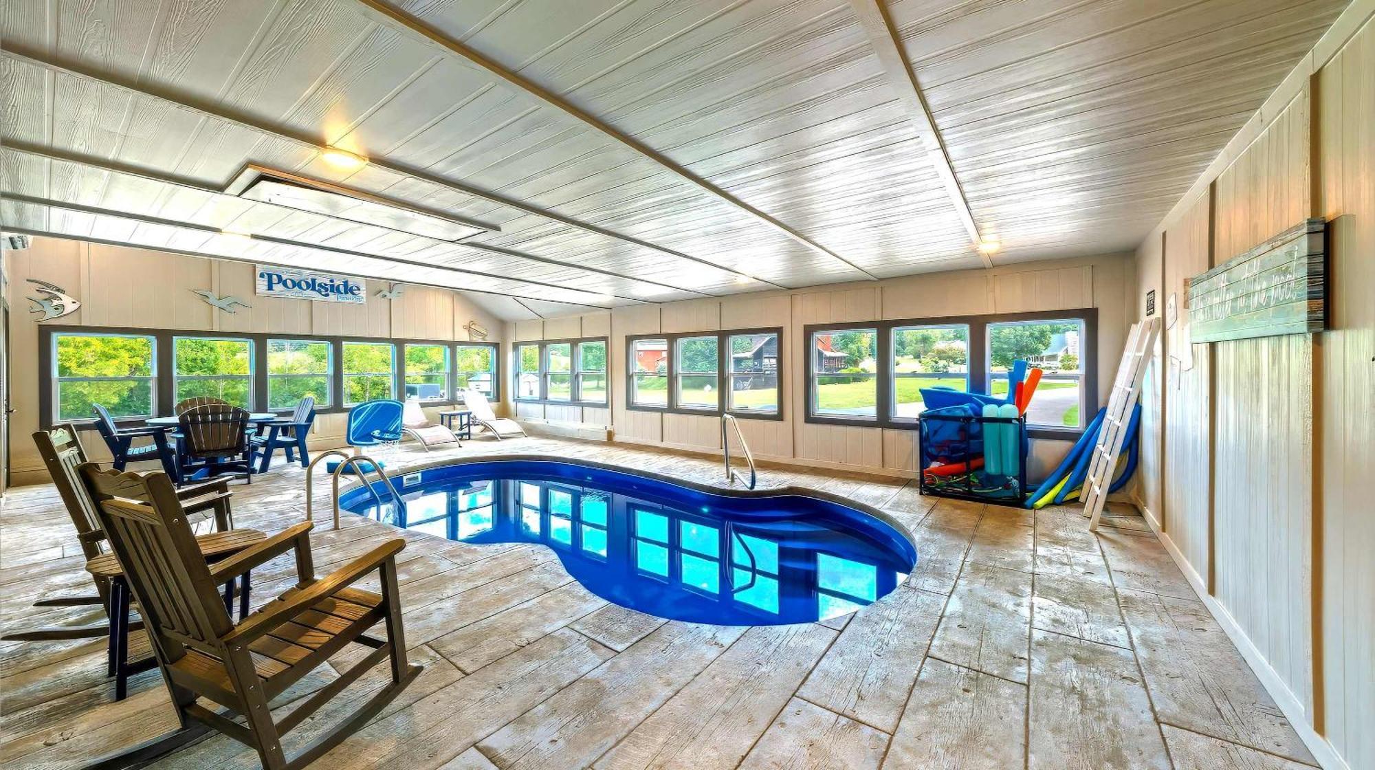 Poolside At Autumn Woods - Pool, Theater, Fireplace, Firepit, Arcade Sevierville Buitenkant foto